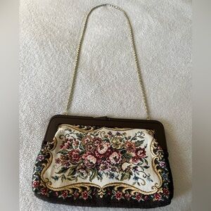 Vintage Floral Tapestry Frame Purse Gold Chain Strap Needlepoint Handbag 9.5x6.5